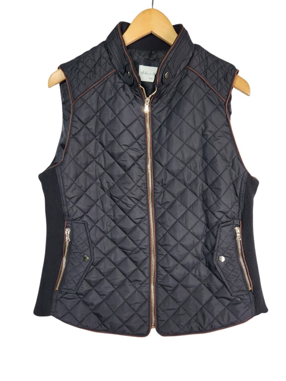 Active USA Women XL Black Quilted Vest Brown Trim Equestrian Riding Preppy